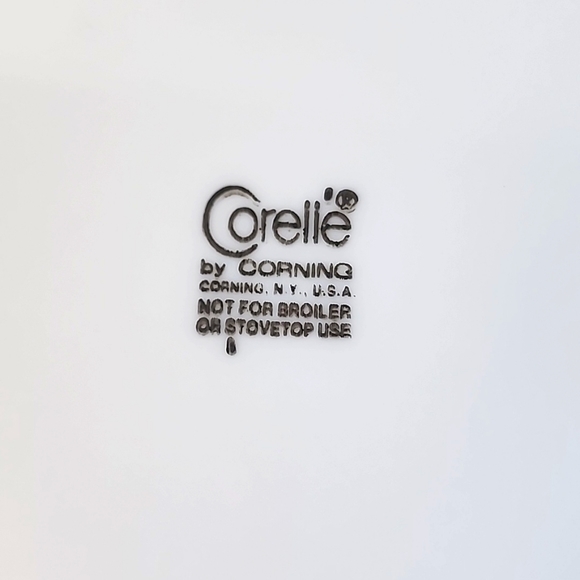 Corelle, Butterfly Designs Dinner Plate. - Picture 4 of 6